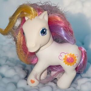 2002 My Little Pony Sunny Daze Figure MLP G3 Hasbro White Rainbow Hair PB1
